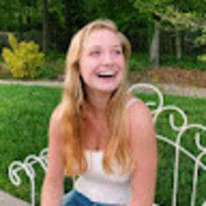 Meet your Posher, Caroline